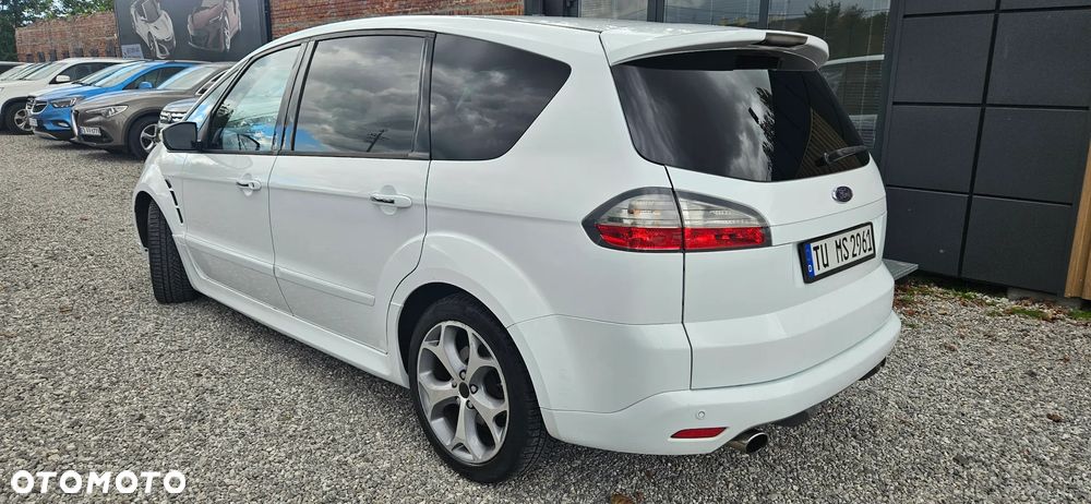 Ford S-Max - 10