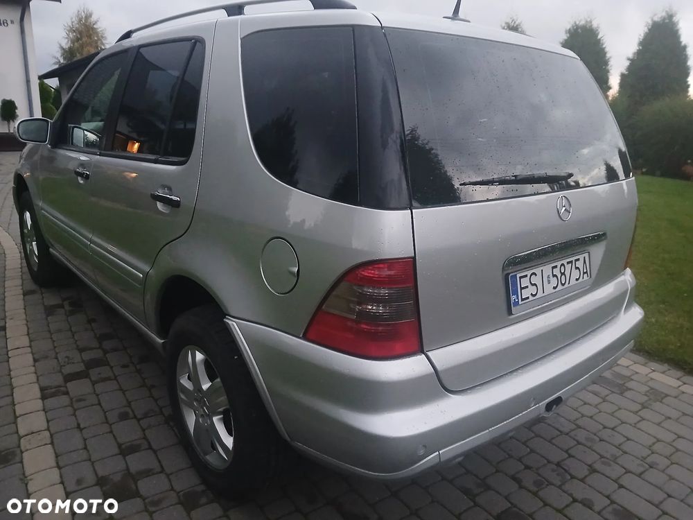 Mercedes-Benz ML - 8