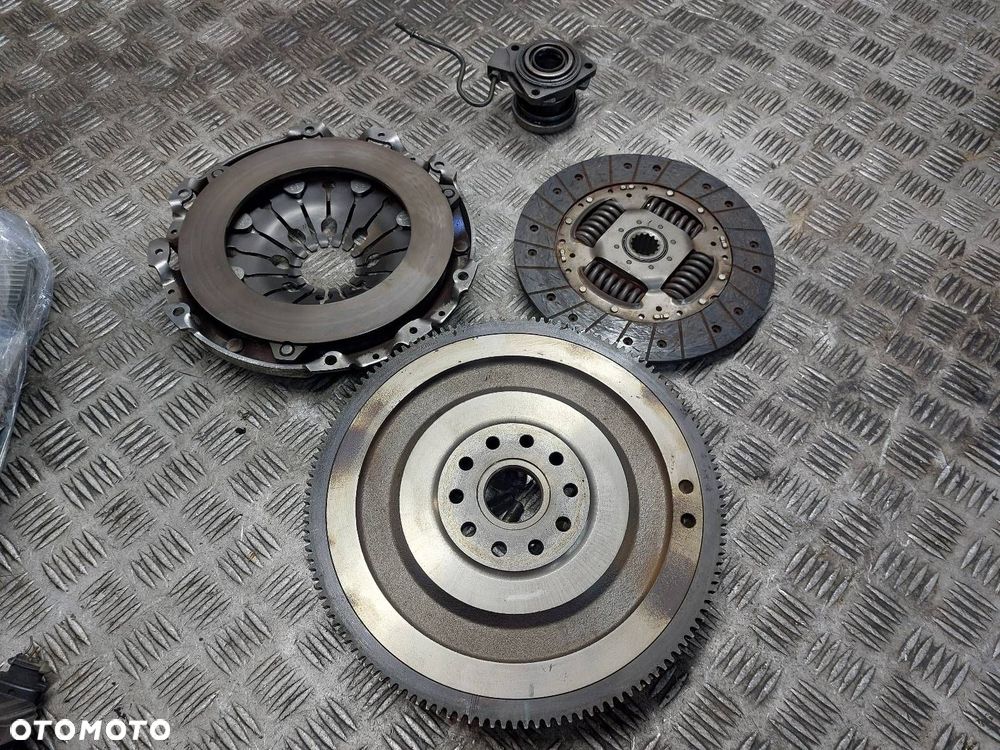 SPRZĘGŁO TARCZA DOCISK ŁOŻYSKO KOŁO ZAMACHOWE OPEL ZAFIRA A 2.0 DTI VALEO - 7