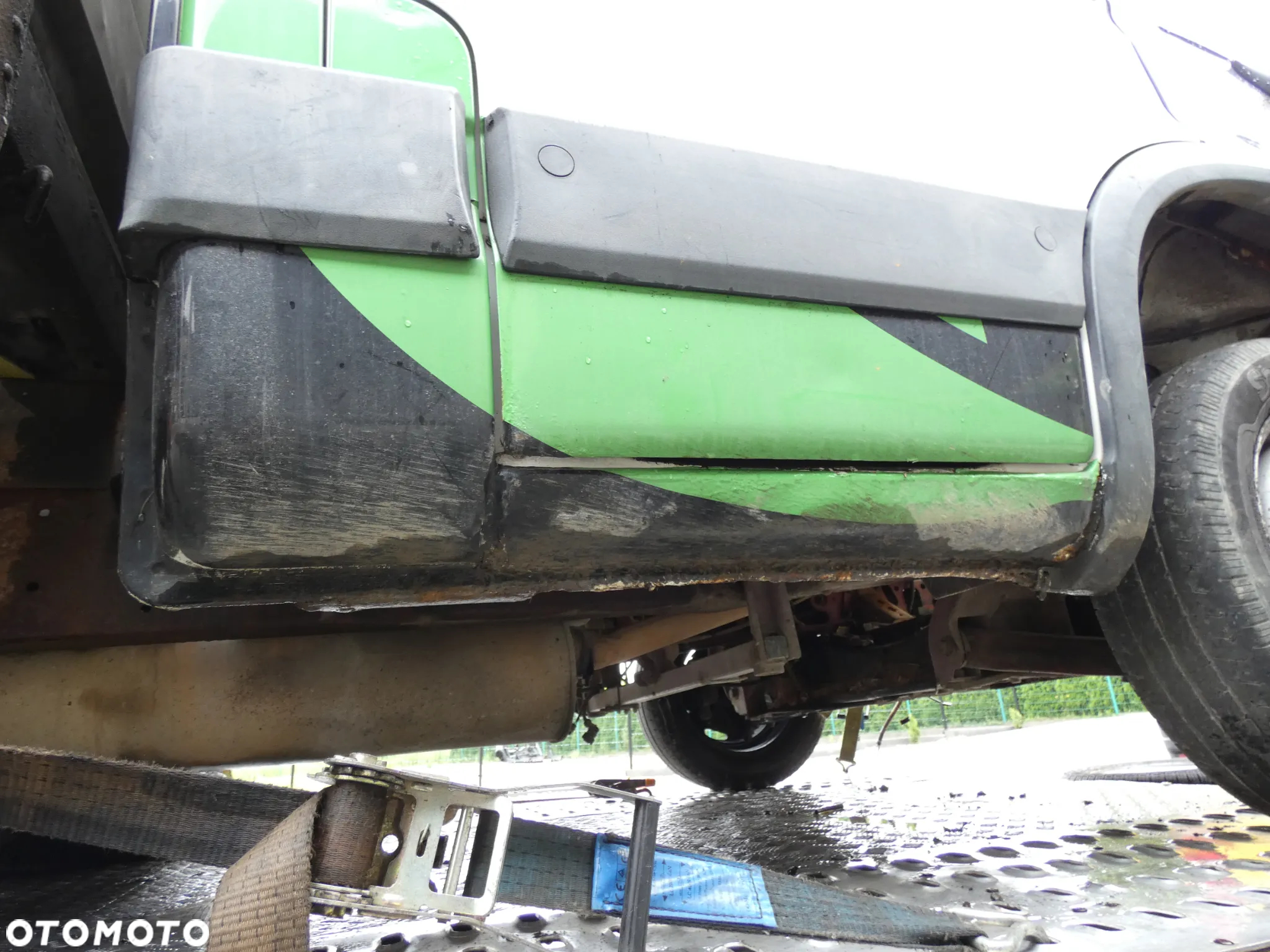 IVECO DAILY III 3 2.3 HPI KABINA KOMPLETNA UK RHD - 24