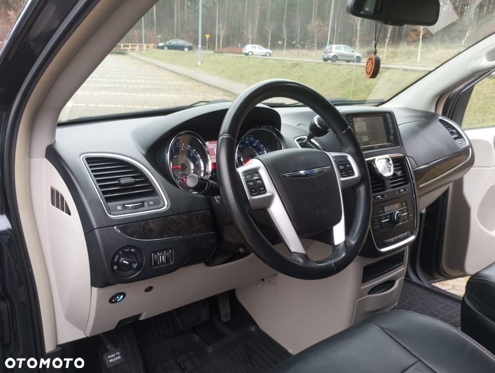 Chrysler Town & Country 3.6 Limited - 2