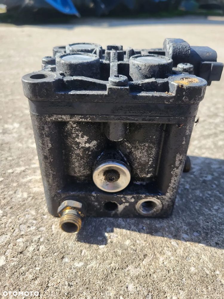 ZAWOR KOSTKA EGR SCANIA 1856311 4088534 - 2