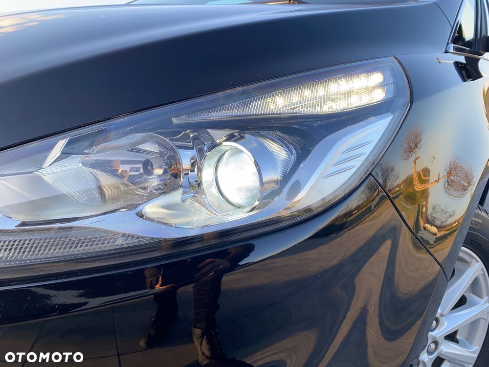 Ford S-Max 2.0 EcoBlue Titanium - 34