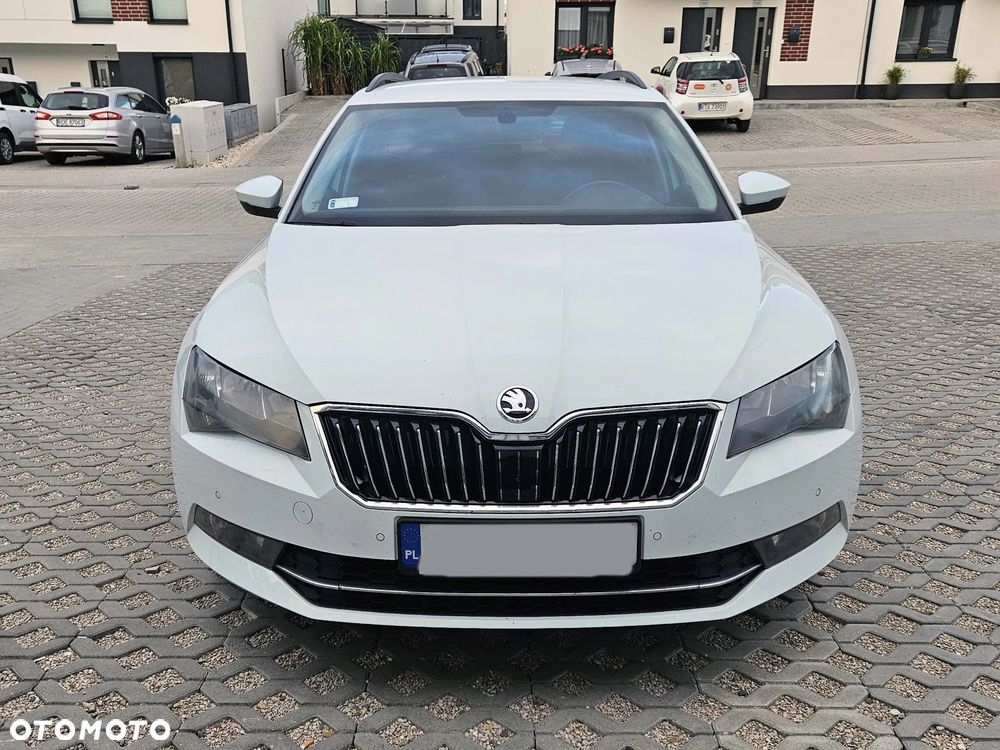 Skoda Superb 2.0 TDI Active DSG - 2