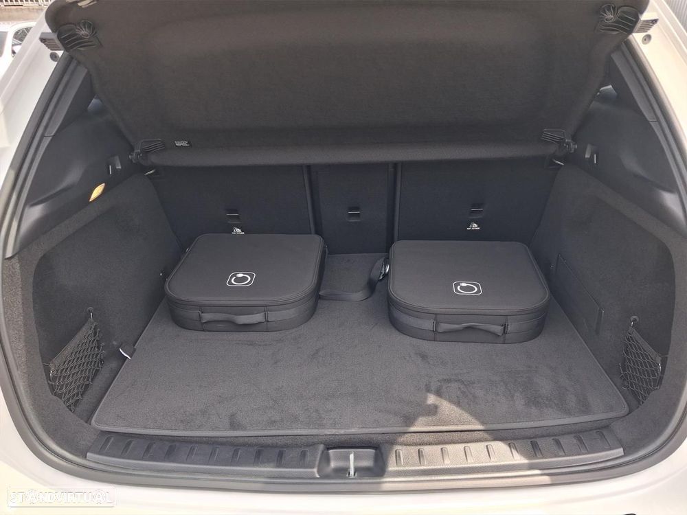 Mercedes-Benz EQA 250+ AMG Line - 12