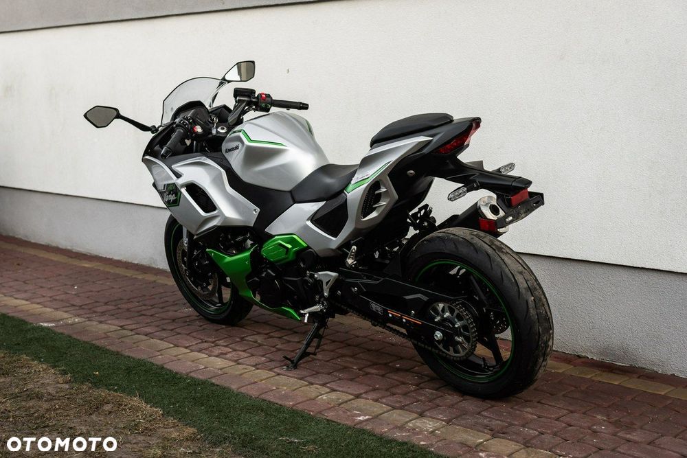 Kawasaki Ninja - 5