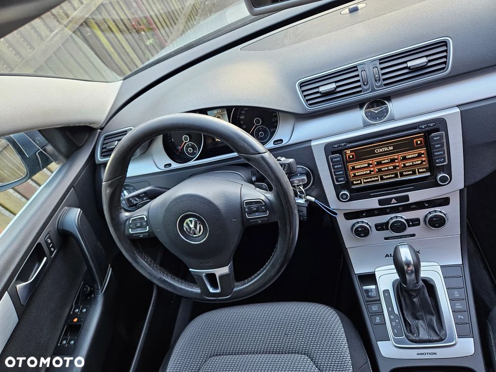 Volkswagen Passat Alltrack 2.0 TDI 4Motion DSG BlueMotion Tec - 6
