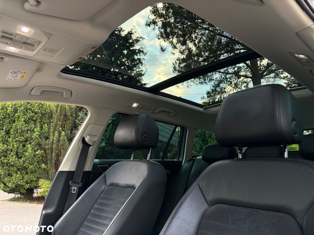 Volkswagen Passat 2.0 TDI SCR DSG Highline - 16