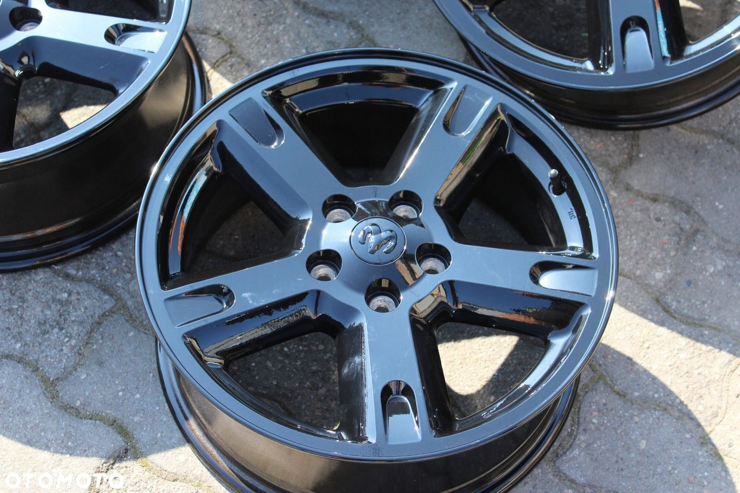 ORYG DODGE NITRO 17cali 5x114,3 ET40,75 7J CALIBER - 7
