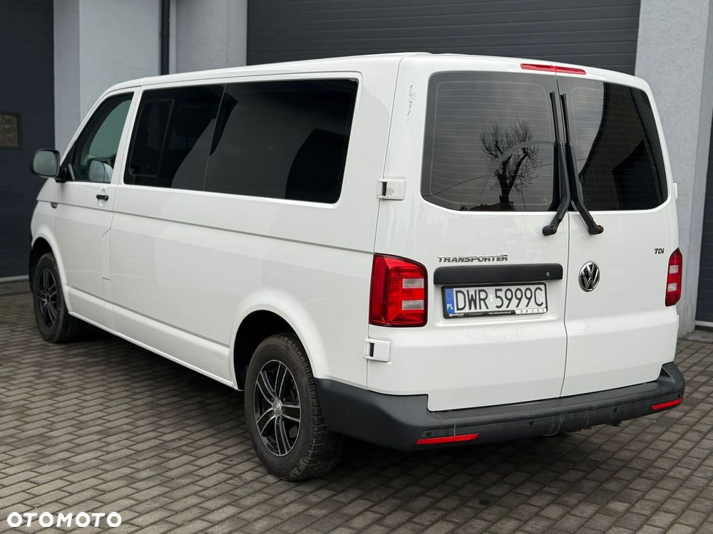 Volkswagen Transporter - 4