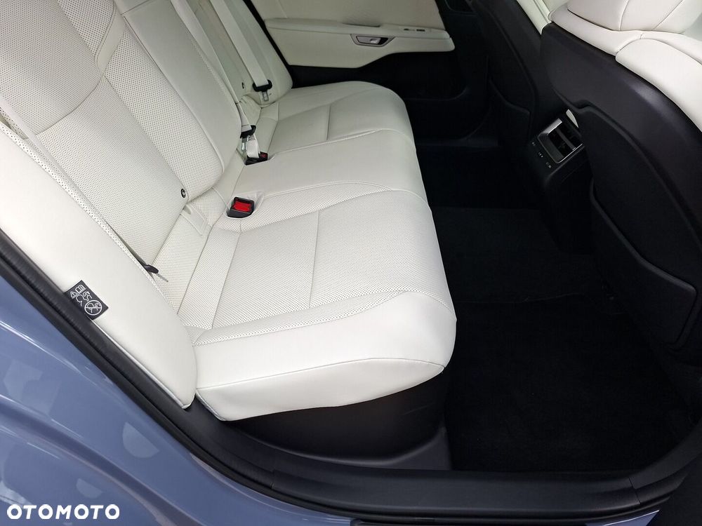 Lexus ES 500e Prestige AWD - 23