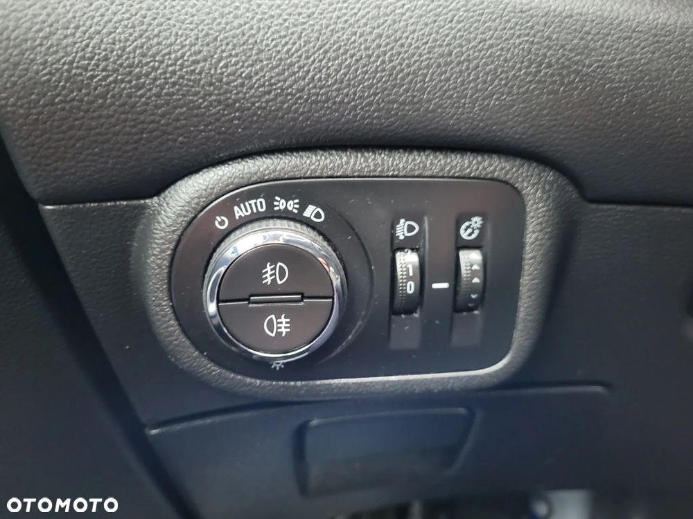 Opel Zafira Tourer 1.4 Turbo Active - 33