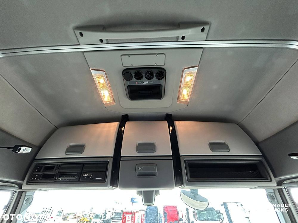 Renault T 460 Sleeper cab - 16