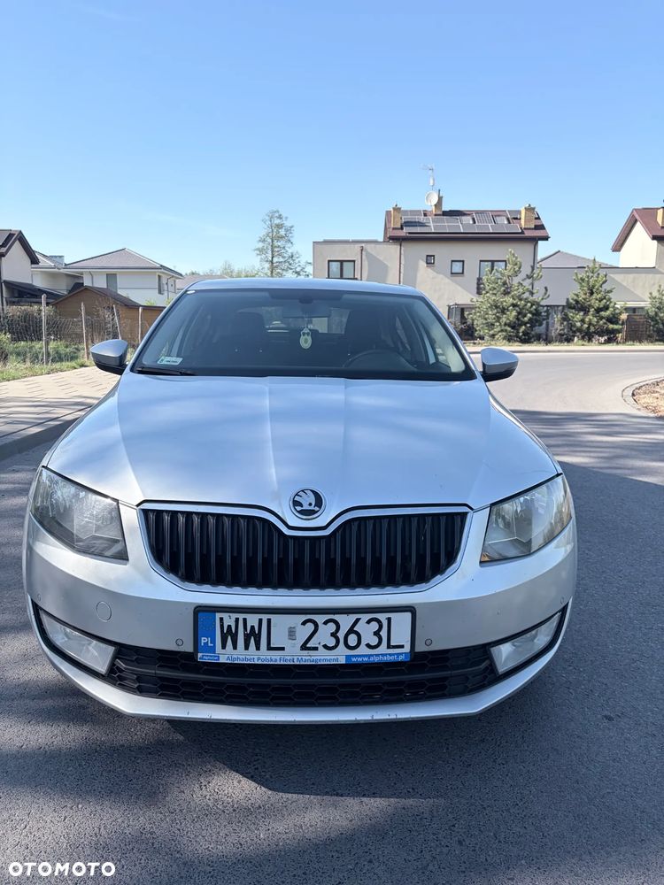 Skoda Octavia 1.6 TDI Ambition DSG - 1