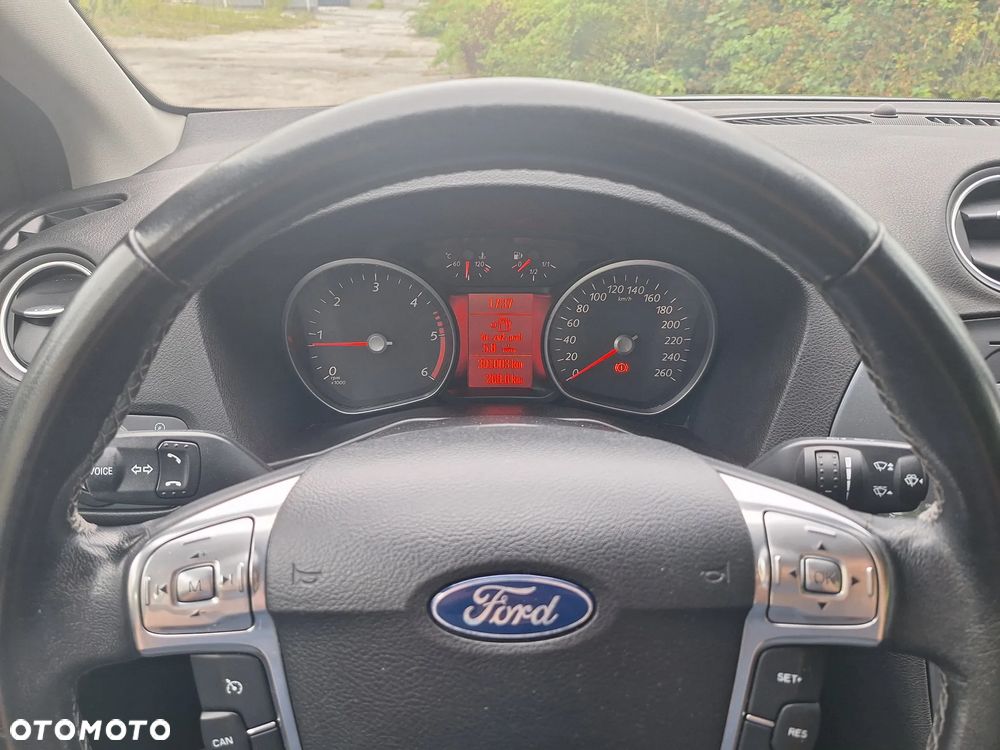 Ford Mondeo - 3