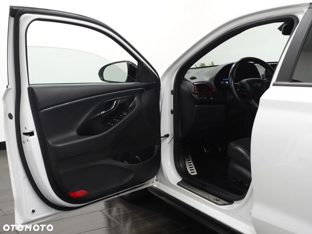 Hyundai i30 2.0 T-GDI N First Edition - 17