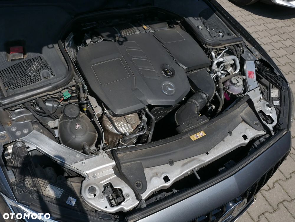 Mercedes-Benz Klasa E 300 de 4Matic 9G-TRONIC Avantgarde - 25