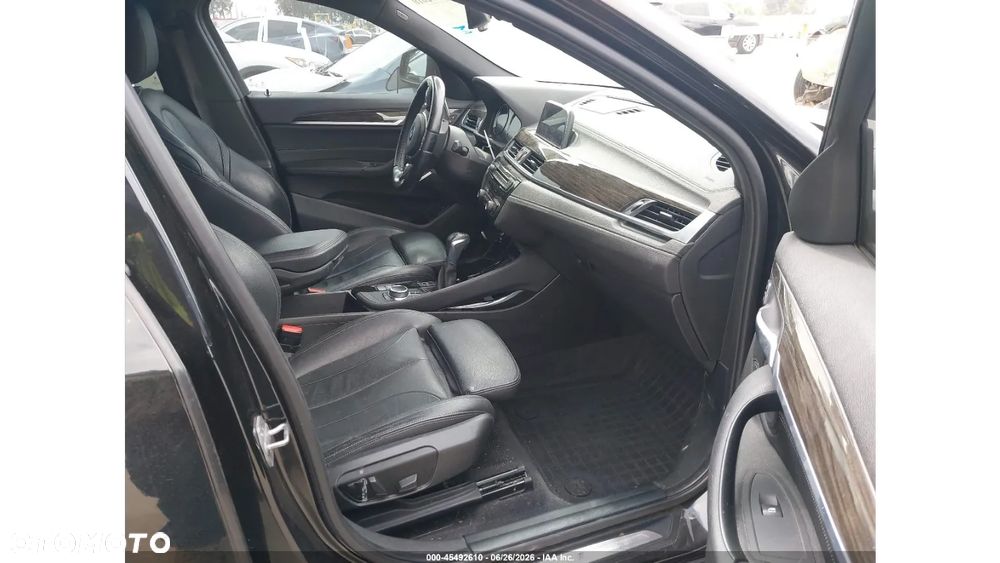 BMW X2 - 8