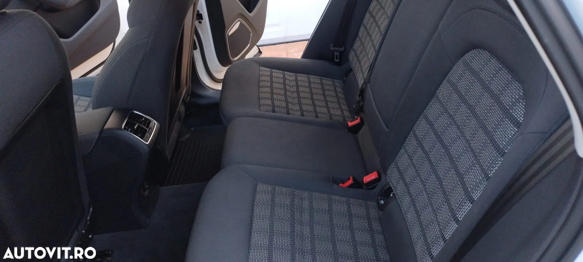 Audi Q3 2.0 TDI Quattro S-Tronic - 24