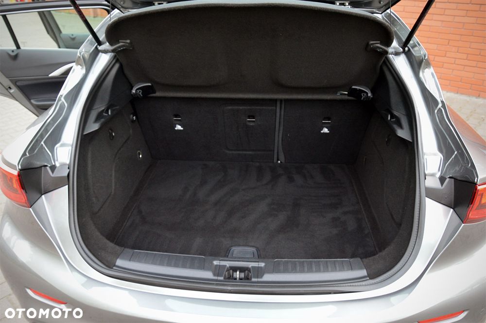 Infiniti Q30 2.2d DCT AWD City Black Edition - 17