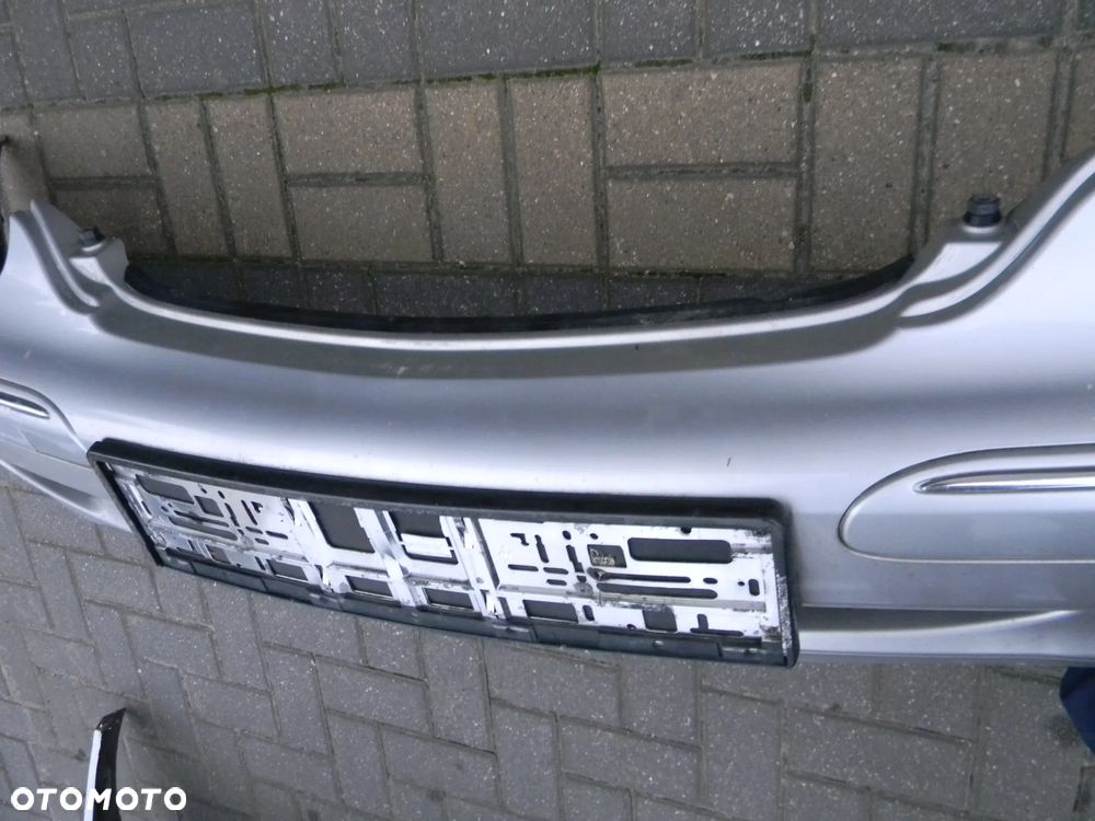zderzak przód przedni MERCEDES C-KLASA 203 W203 744 - 7