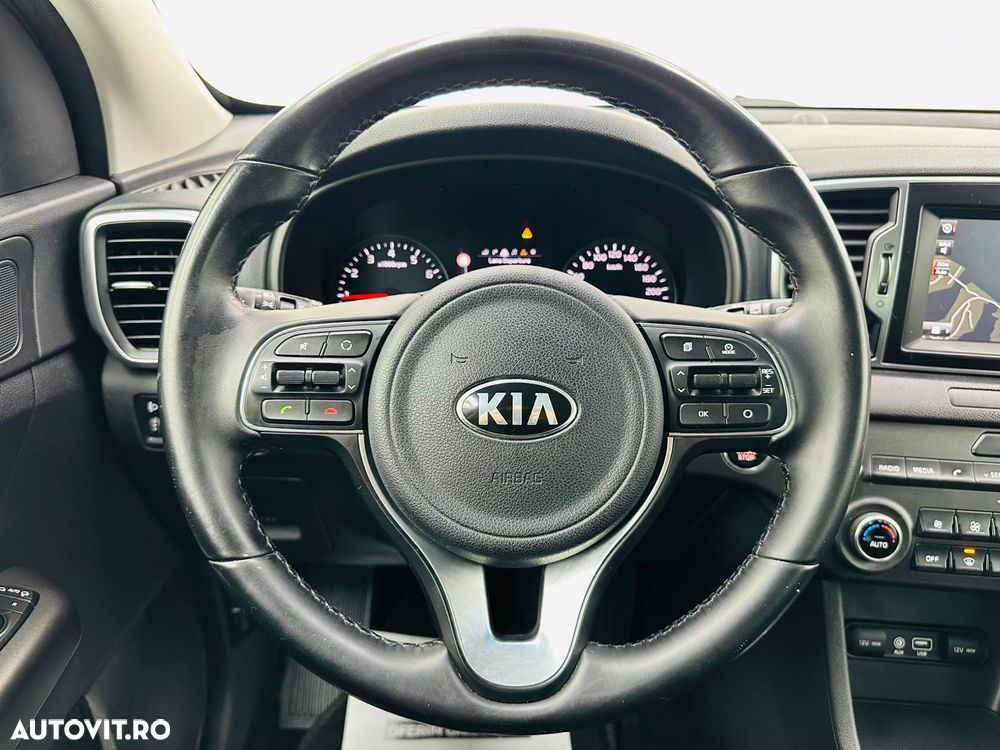 Kia Sportage 1.6 GDI 2WD Dream-Team Edition - 27