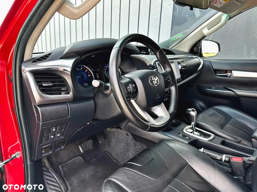 Toyota Hilux 2.4 D-4D Double Cab Dakar 4x4 - 6