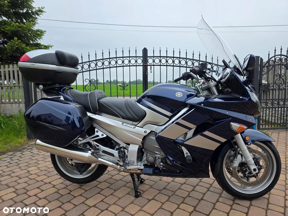Yamaha FJR - 21