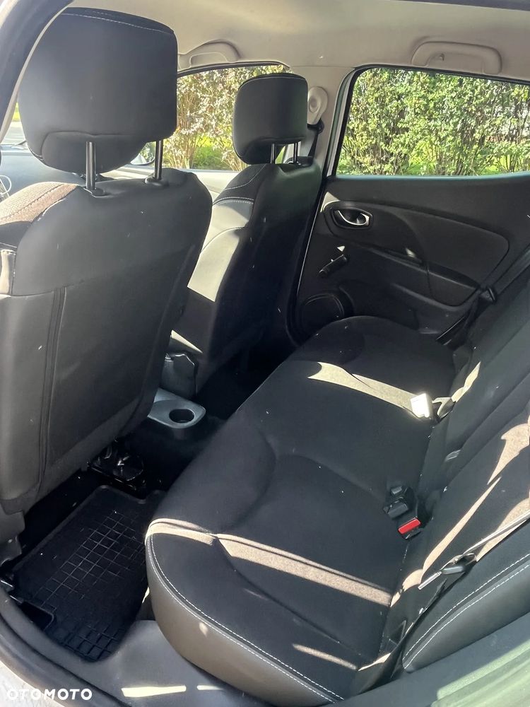 Renault Clio 1.5 dCi Energy Eco Zen - 12