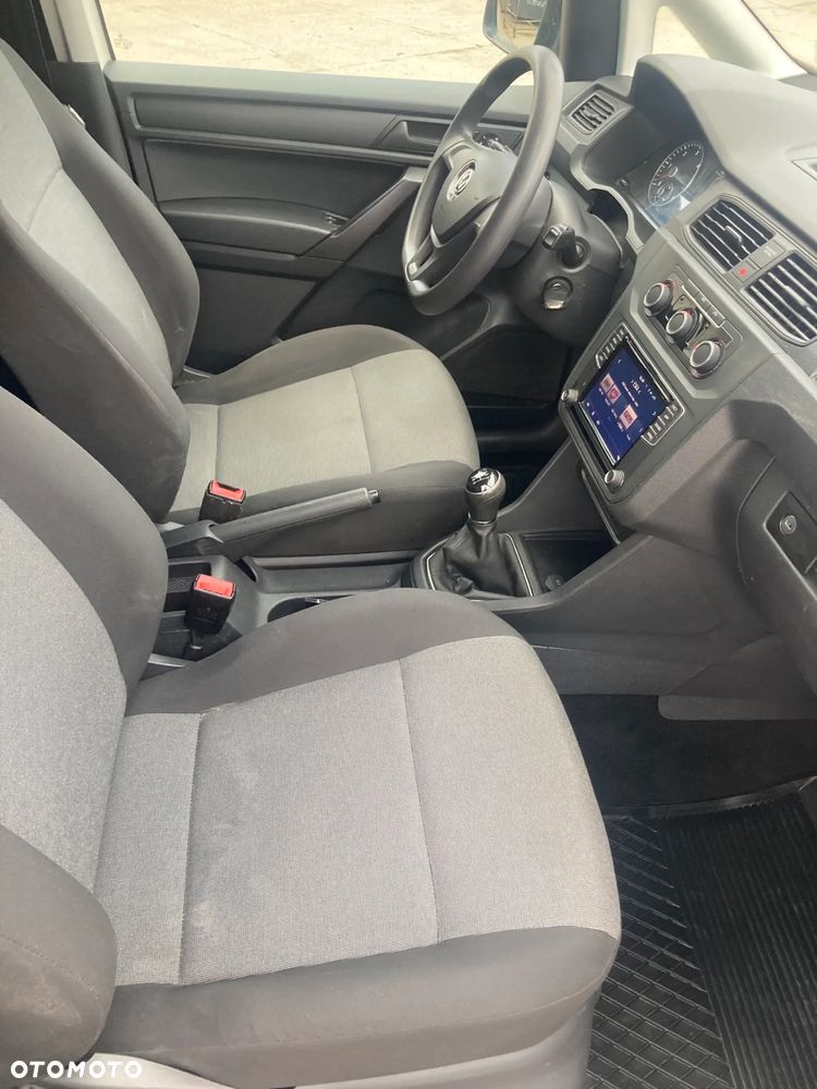 Volkswagen Caddy - 8