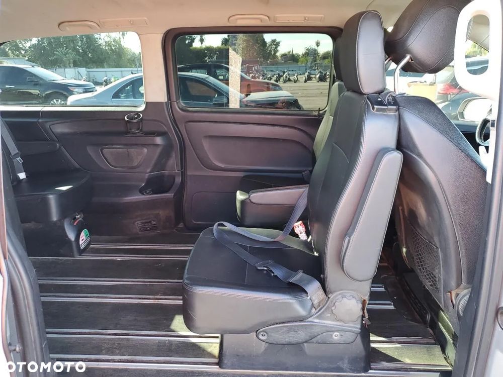 Mercedes-Benz Vito - 10