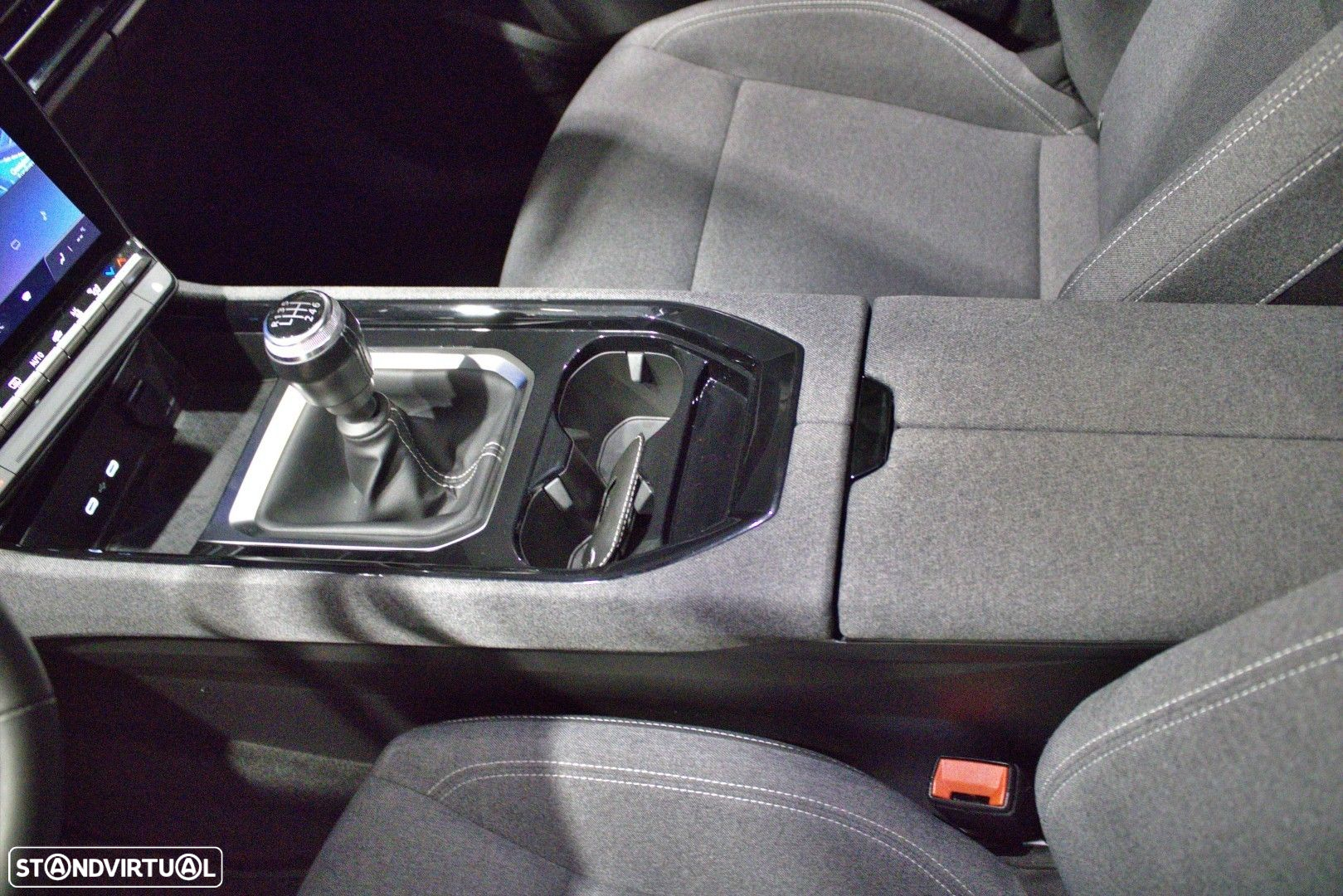 Renault Austral 1.3 Mild Hybrid Evolution - 24
