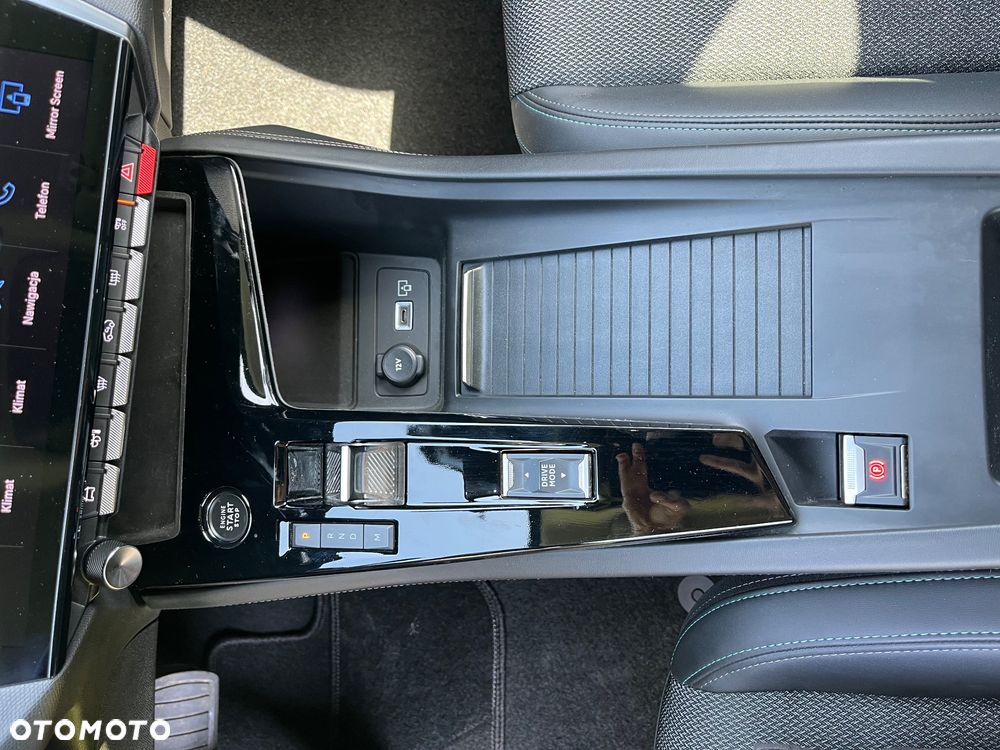 Peugeot 308 BlueHDi 130 EAT8 Active Pack - 21