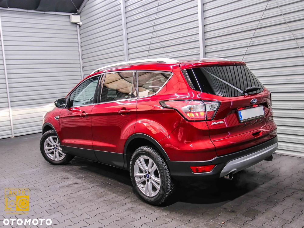 Ford Kuga 1.5 EcoBoost 2x4 Titanium - 4