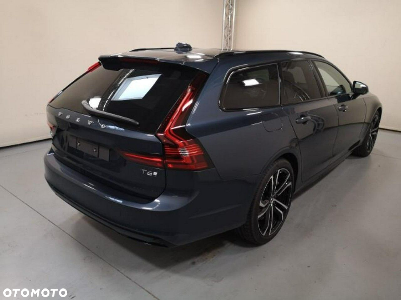 Volvo V90 - 3