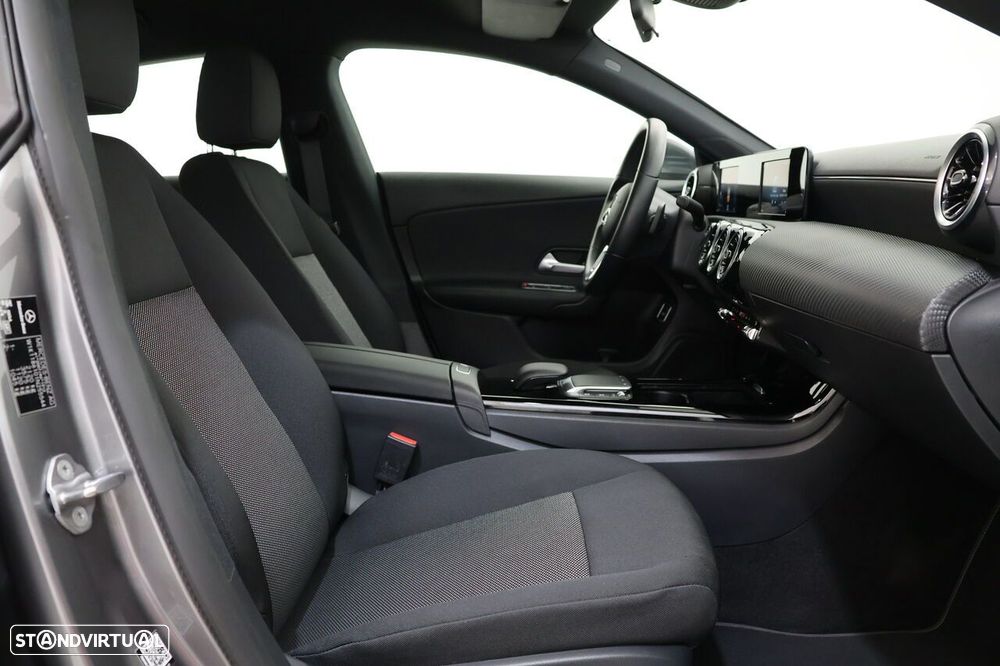 Mercedes-Benz CLA 180 d Style Plus Aut. - 11
