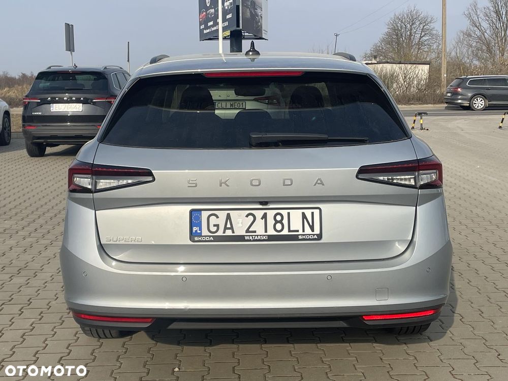 Skoda Superb 2.0 TDI SCR Essence DSG - 5