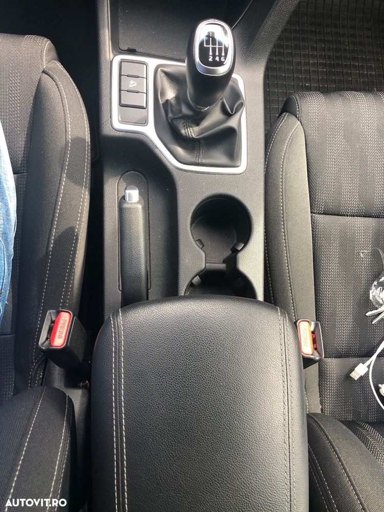 Kia Sportage 1.6 GDI 6MT 4x2 Classic - 19