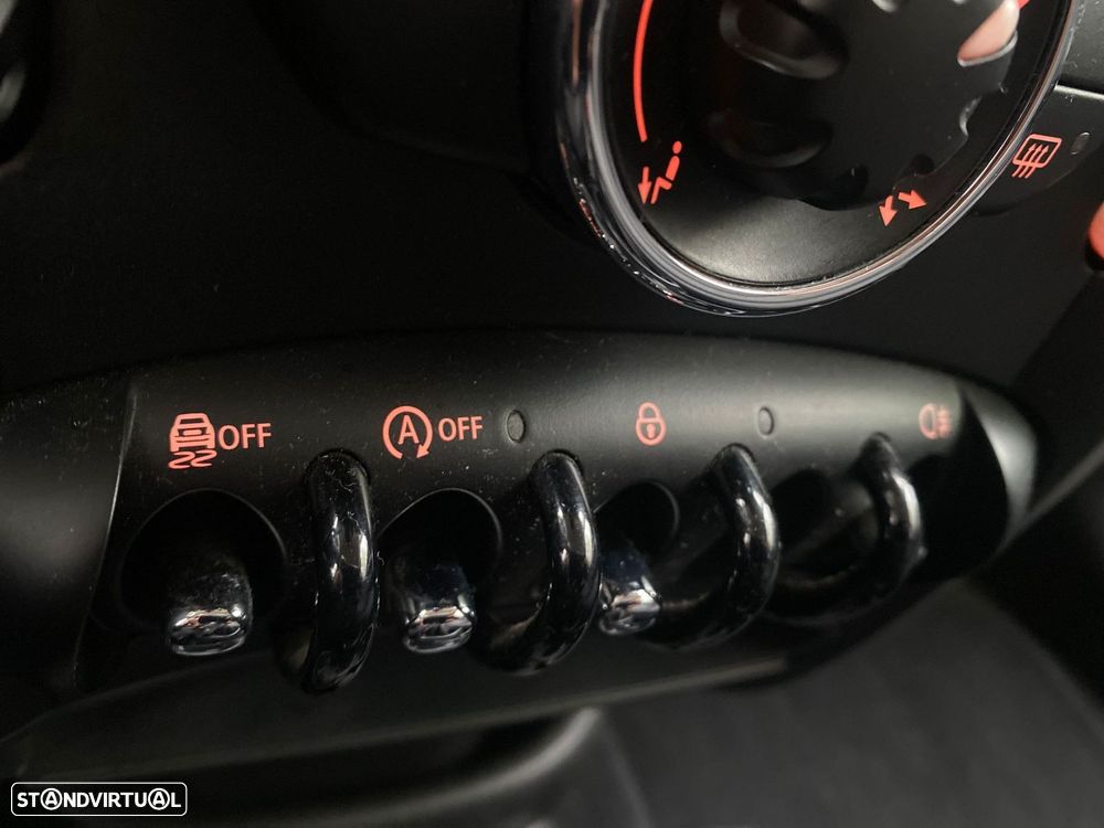 MINI Countryman One D - 14