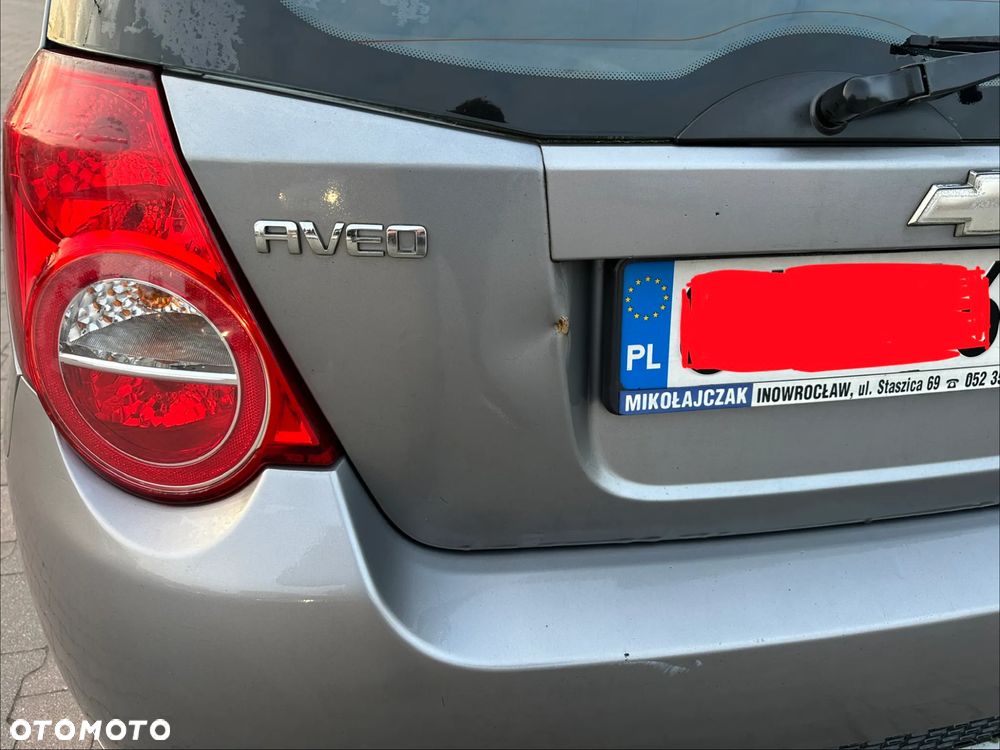 Chevrolet Aveo 1.2 16V Base - 5