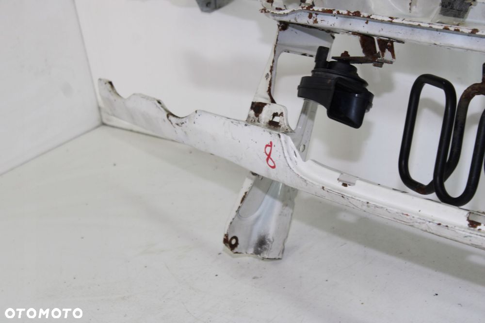 BMW E32 WZMOCNIENIE CZOŁOWE PAS PRZEDNI GRILL NOSEK WĄSKI - 3