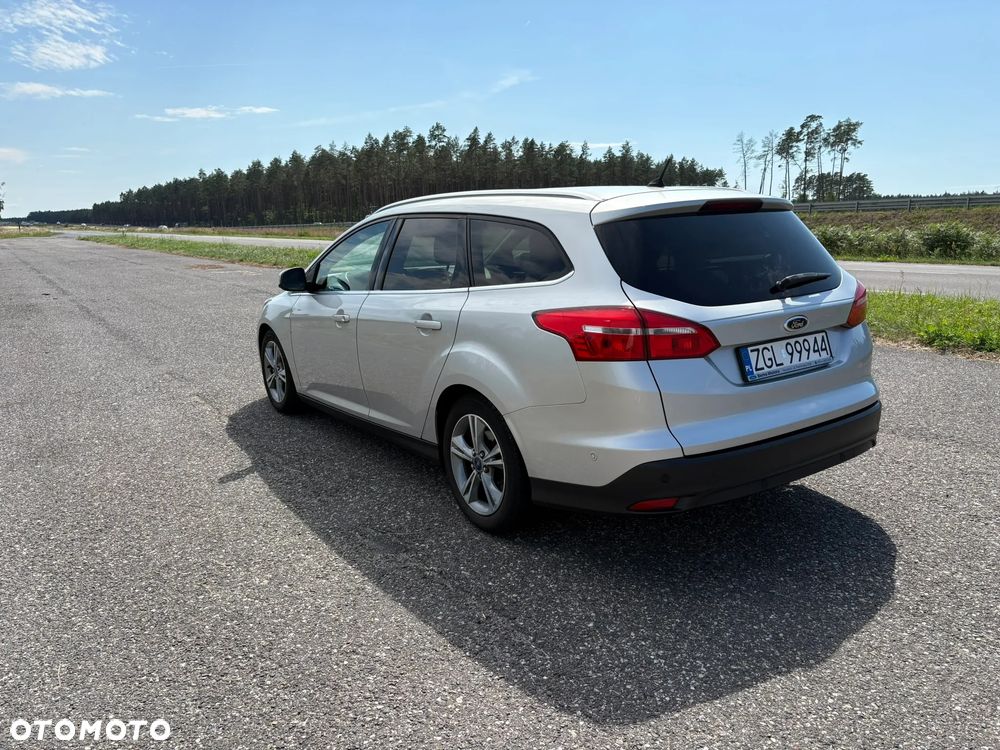 Ford Focus 1.5 TDCi DPF Start-Stopp-System Titanium - 5
