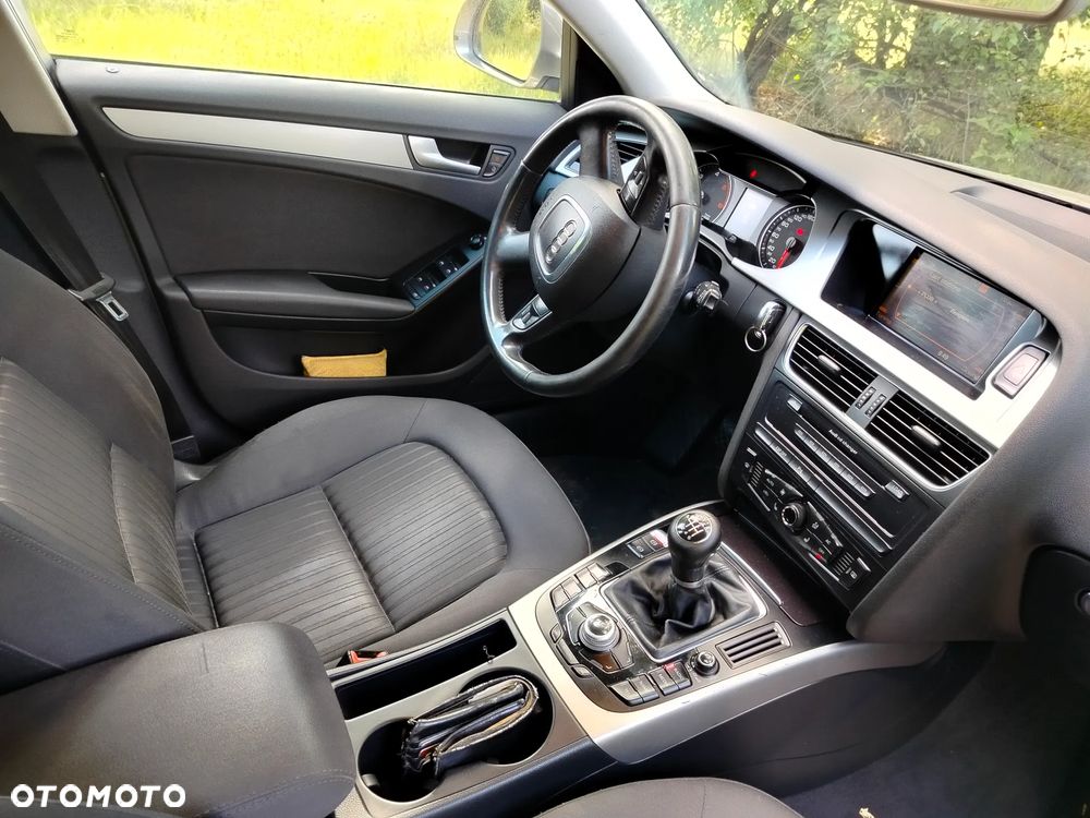 Audi A4 Avant 2.0 TDI - 4