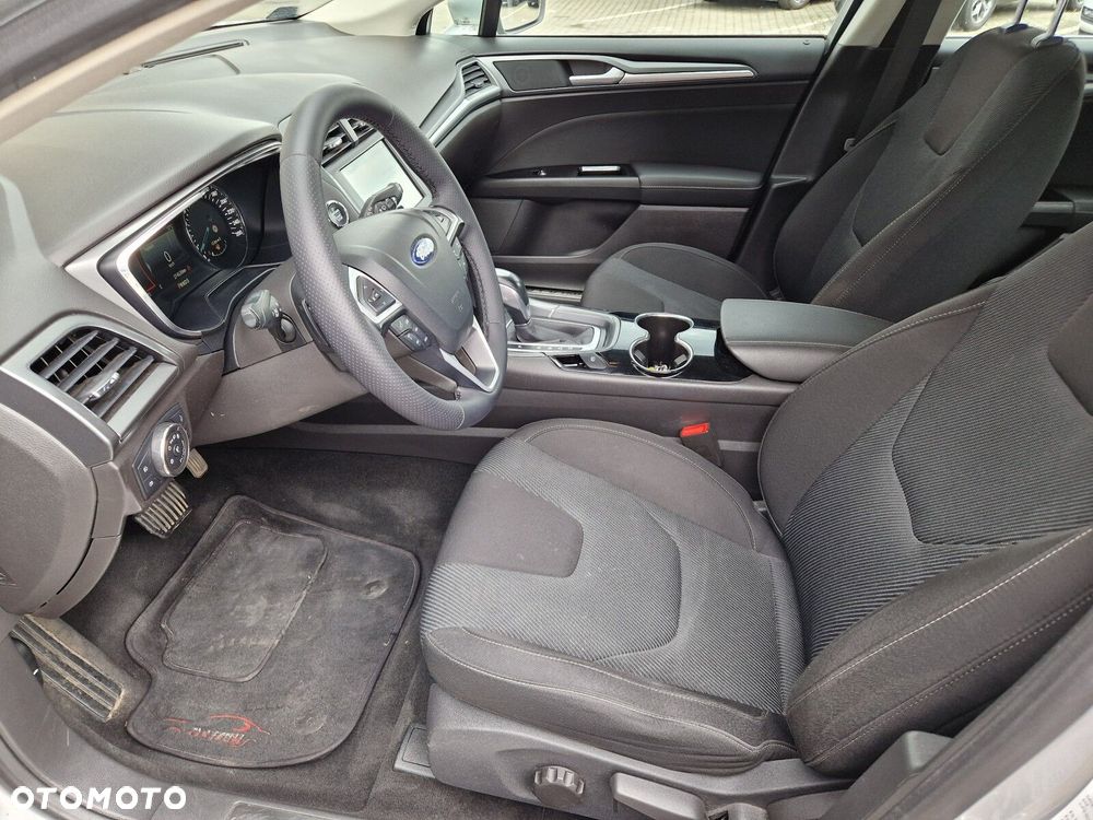 Ford Mondeo 2.0 TDCi Titanium PowerShift - 29