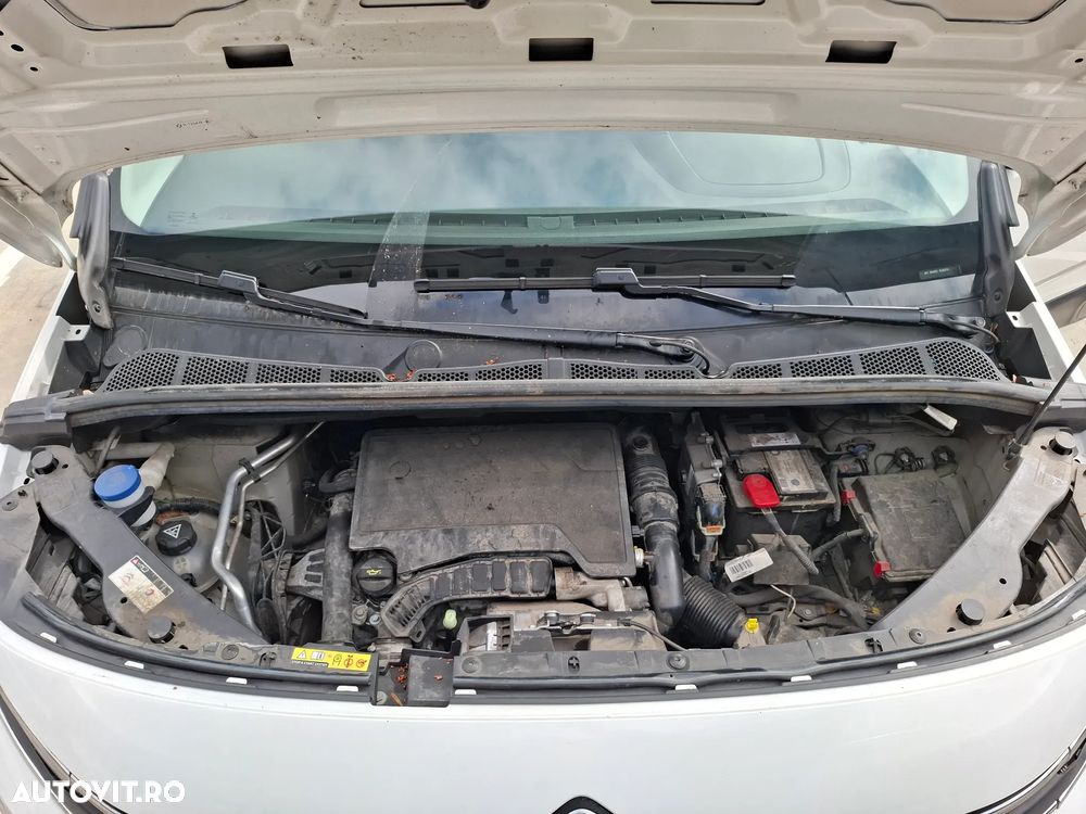 Citroën Berlingo 1.2 PureTech 110 S&S BVM6 Feel - 14