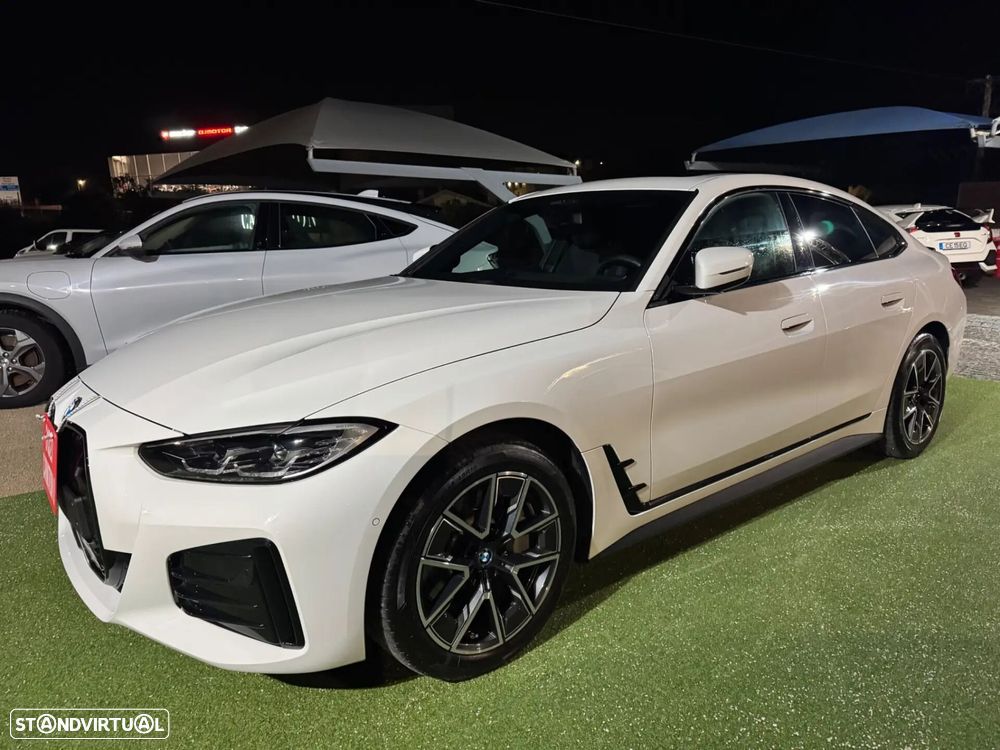 BMW i4 eDrive40 Pack Desportivo M - 25