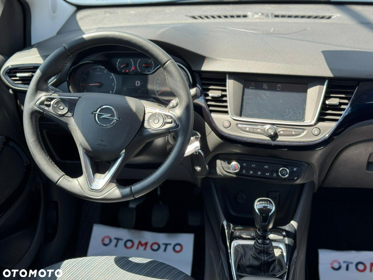 Opel Crossland X - 18