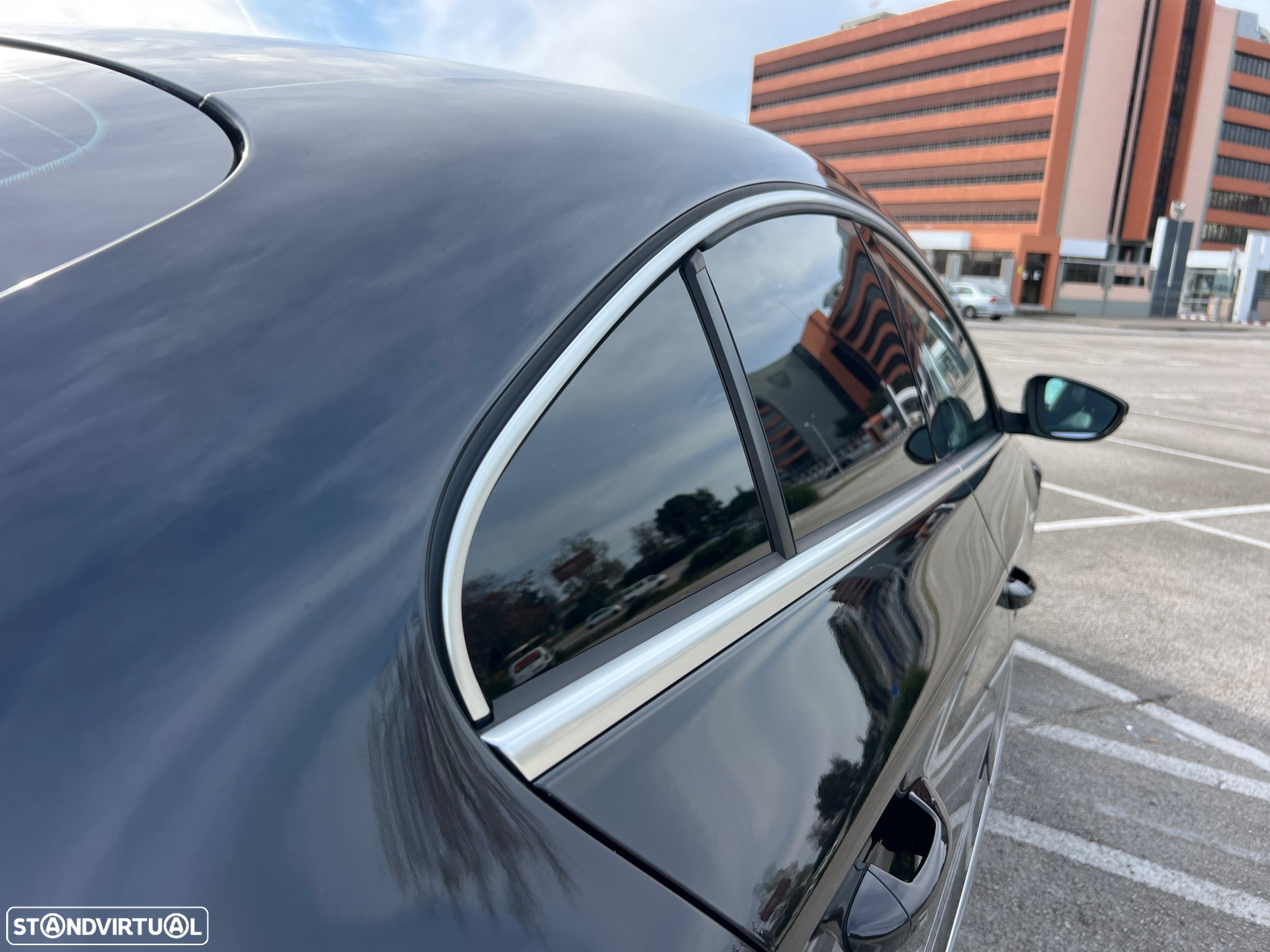 VW Passat CC - 13