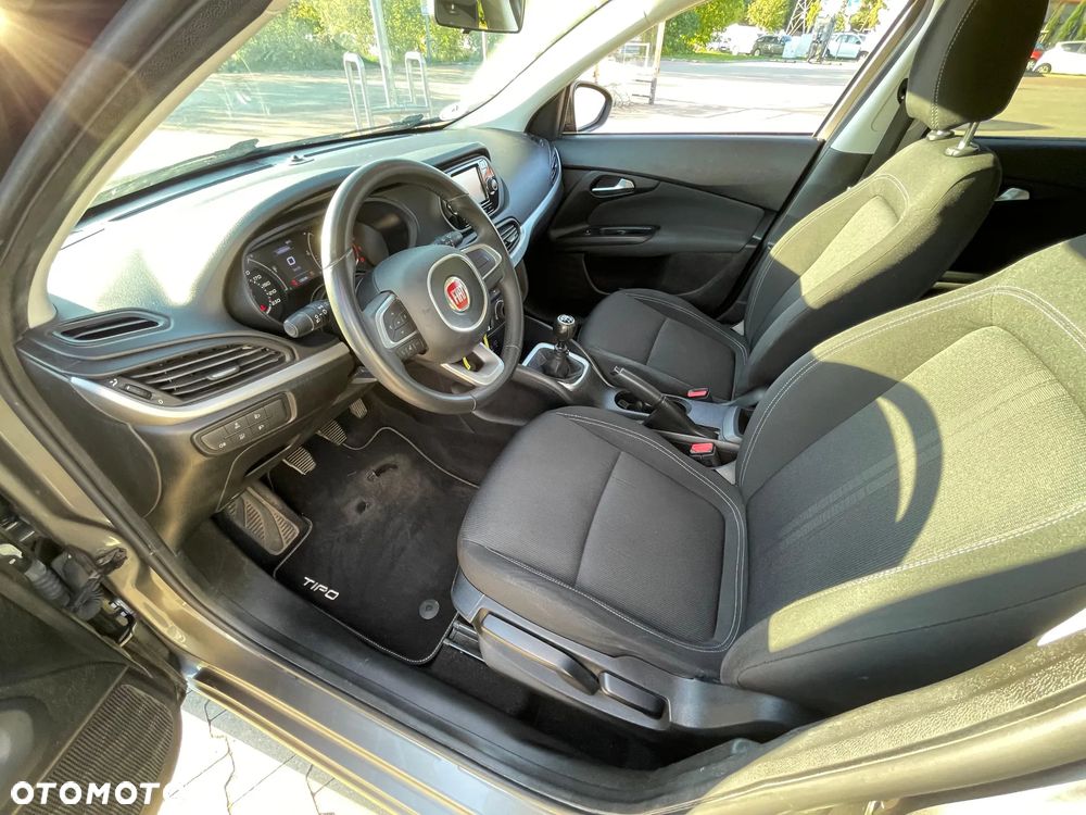 Fiat Tipo 1.4 16v Easy - 9