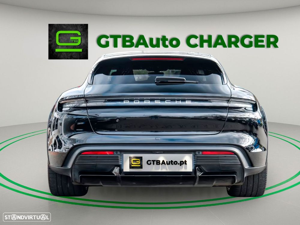 Porsche Taycan Cross Turismo - 25